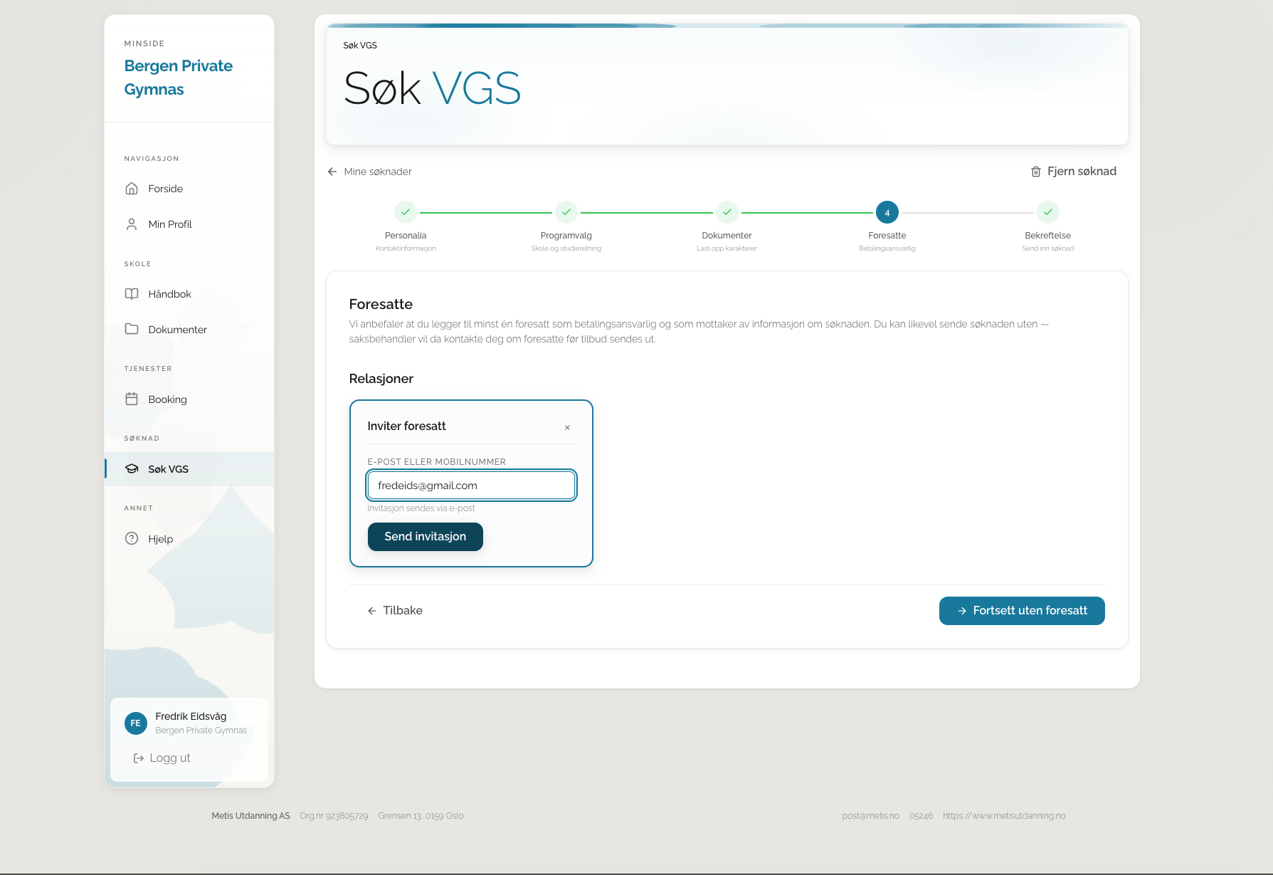 Skjermbilde: Steg 4 i Søk VGS-wizarden viser invitasjon av foresatt via e-post eller mobilnummer