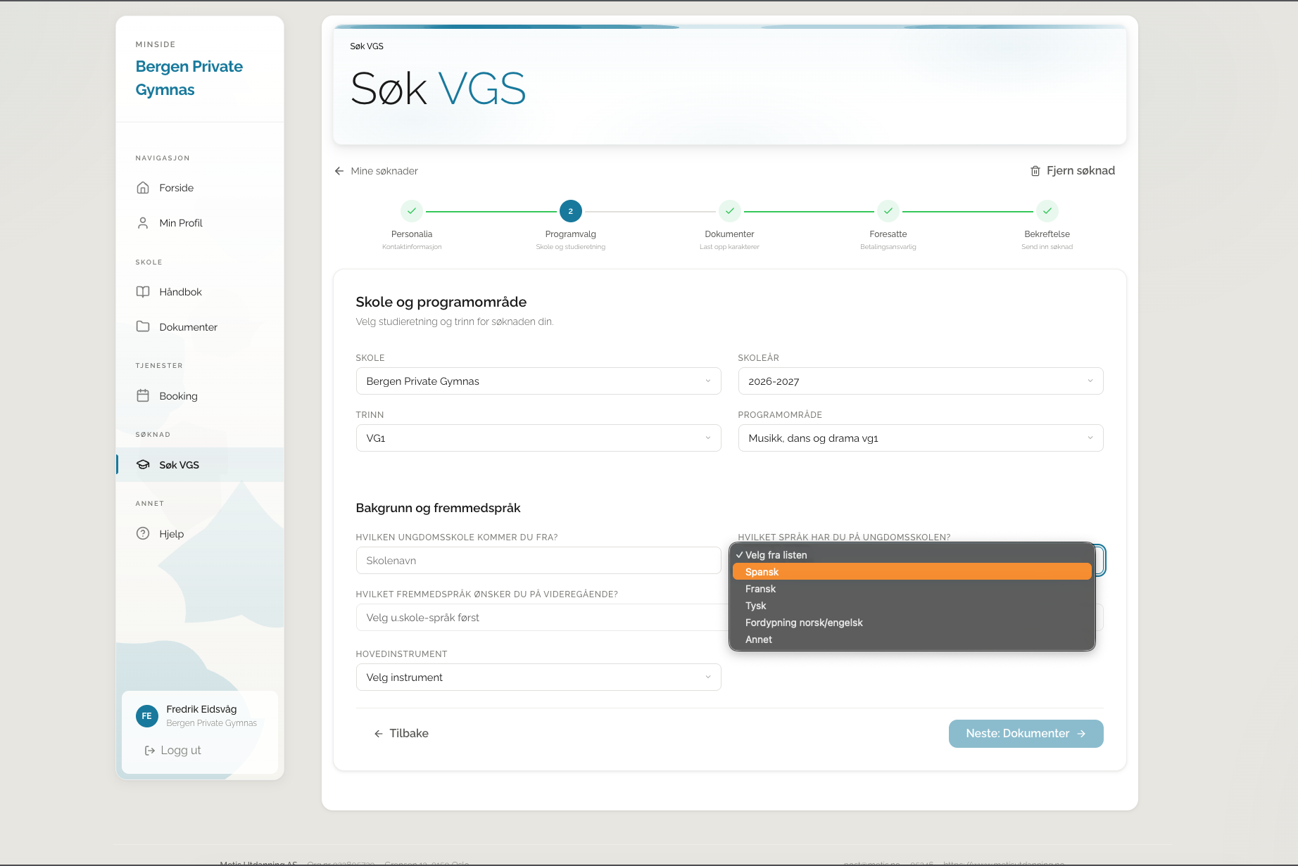 Skjermbilde: Steg 2 i Søk VGS-wizarden viser dropdown for fremmedspråk filtrert etter u.skole-valg